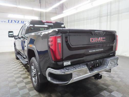 2025 GMC Sierra 2500 SLT