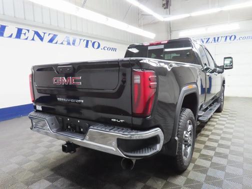 2025 GMC Sierra 2500 SLT