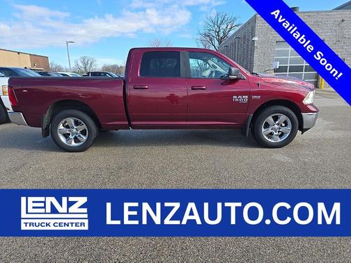 Delmonico Red Pearlcoat 2019 RAM 1500 Big Horn