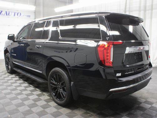2024 GMC Yukon XL SLT