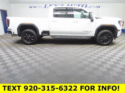 2025 GMC Sierra 2500 AT4