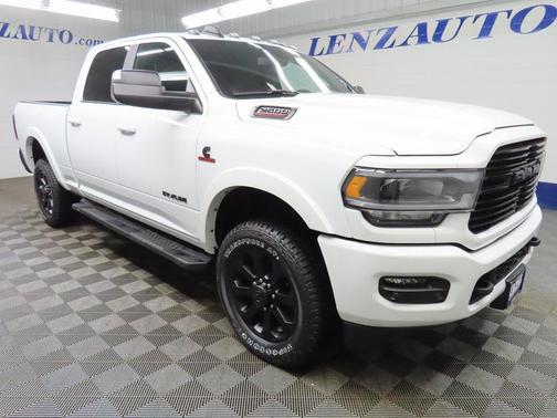 2022 RAM 2500 Laramie Crew Cab 4x4 6'4' Box