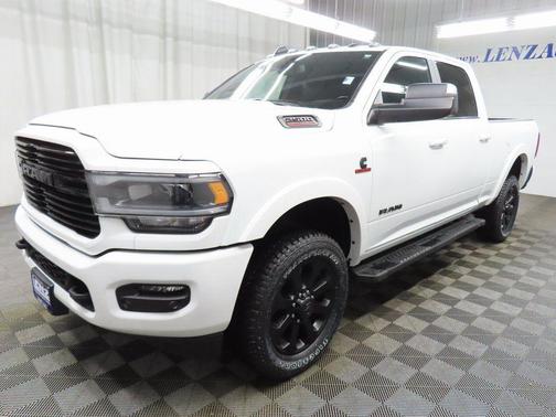 2022 RAM 2500 Laramie Crew Cab 4x4 6'4' Box