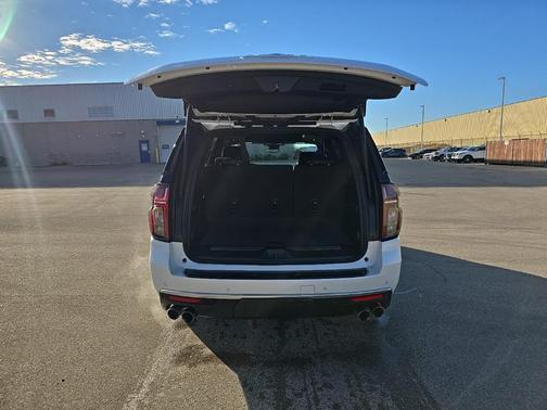 2023 Chevrolet Tahoe 4WD High Country