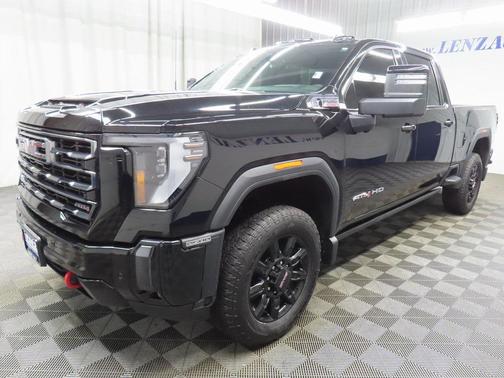 2024 GMC Sierra 2500 AT4