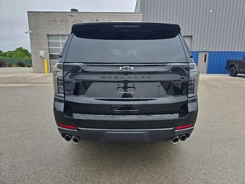 2025 Chevrolet Suburban 4WD Z71