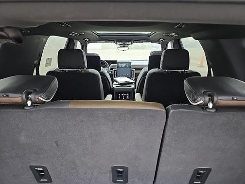 2025 GMC Yukon Denali Ultimate