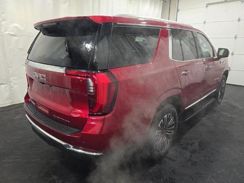 2025 GMC Yukon Elevation