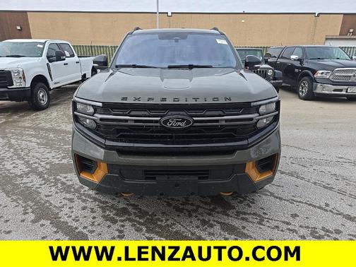 2025 Ford Expedition Tremor