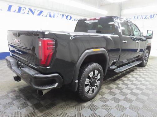 2025 GMC Sierra 2500 Denali