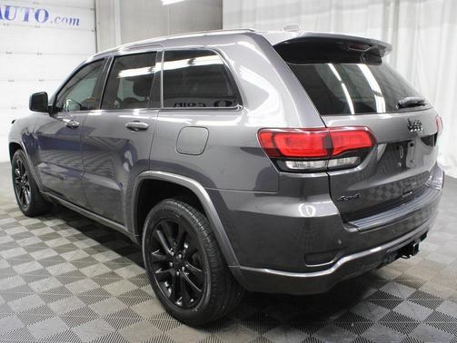 2017 Jeep Grand Cherokee Altitude