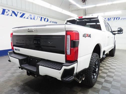 2025 Ford F-250 Platinum