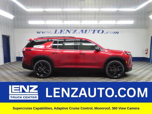 Radiant Red Tintcoat 2025 Chevrolet Traverse RS