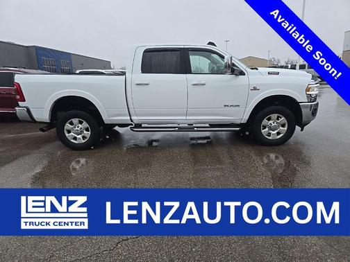 2022 RAM 2500 Laramie Crew Cab 4x4 6'4' Box