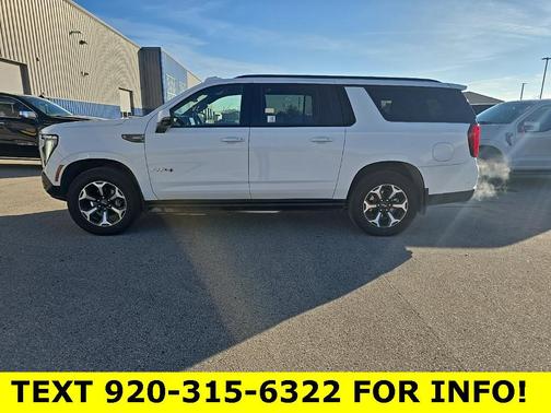 2025 GMC Yukon XL 4WD AT4