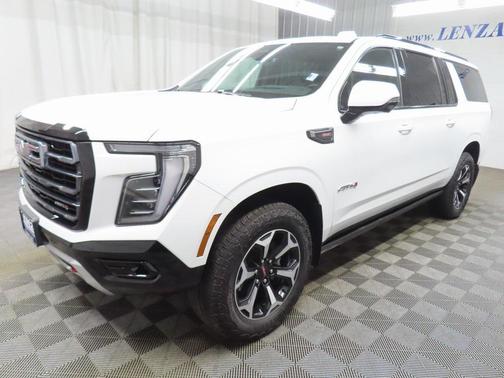 2025 GMC Yukon XL 4WD AT4