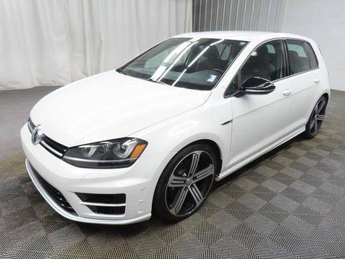 2016 Volkswagen Golf R 4-Door w/DCC & Navigation