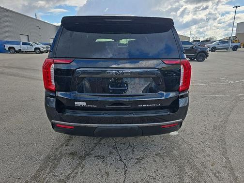 2024 GMC Yukon XL Denali Ultimate