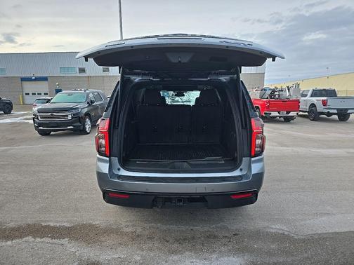 2024 Chevrolet Suburban RST