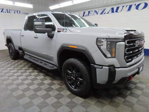 2025 GMC Sierra 2500 AT4