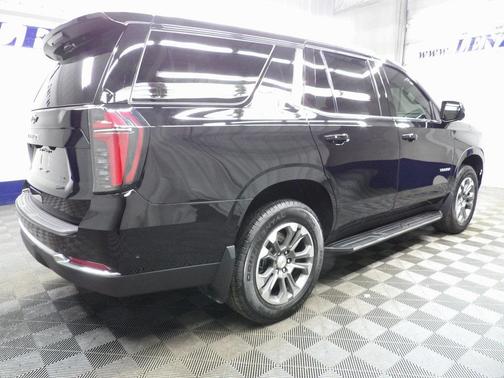 2025 Chevrolet Tahoe LS