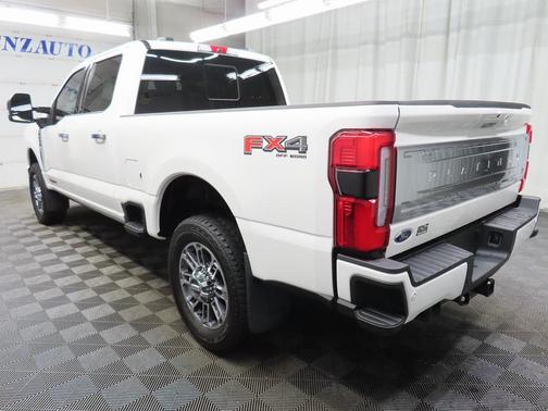 2025 Ford F-250 Platinum