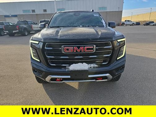 2025 GMC Yukon XL AT4