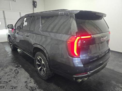 2025 GMC Yukon XL AT4