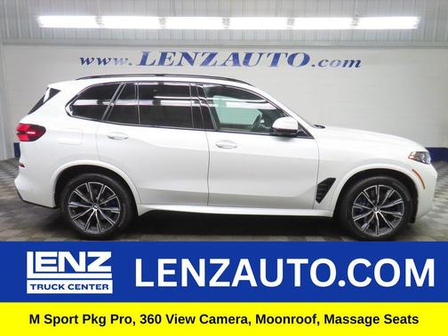 Mineral White Metallic 2025 BMW X5 xDrive40i