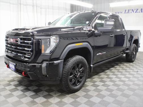 2024 GMC Sierra 2500 AT4