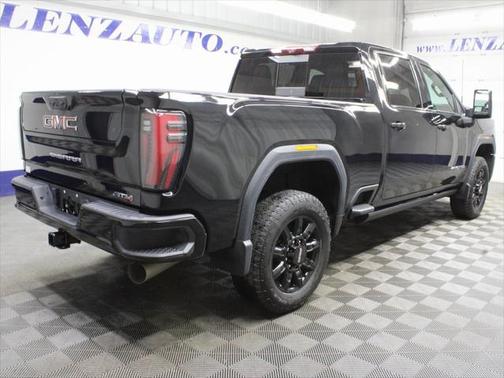 2024 GMC Sierra 2500 AT4