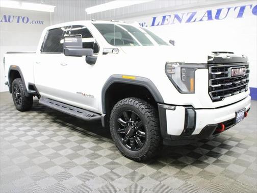 2024 GMC Sierra 2500 AT4