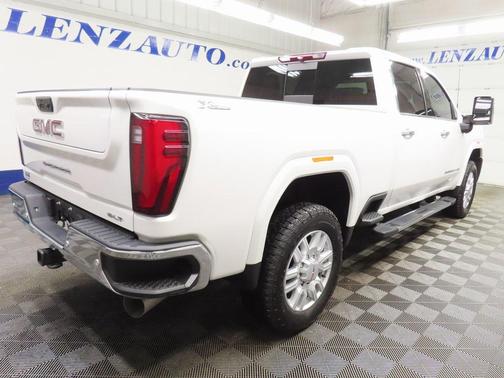 2024 GMC Sierra 2500 SLT