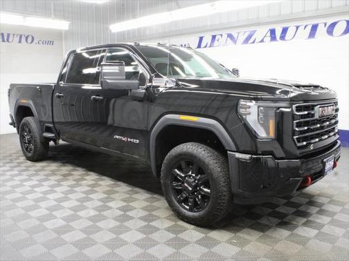 2025 GMC Sierra 2500 AT4