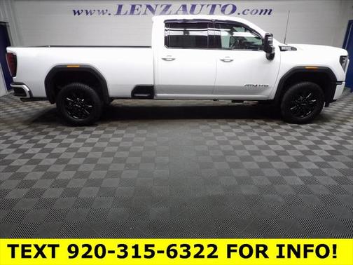 2024 GMC Sierra 2500 AT4