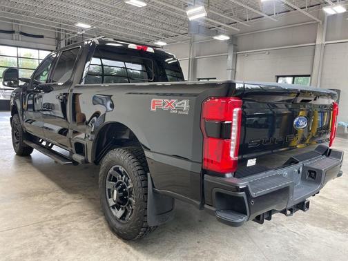 Agate Black Metallic 2024 Ford F-250 Lariat