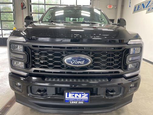 Agate Black Metallic 2024 Ford F-250 Lariat