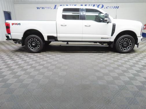 2025 Ford F-250 Platinum
