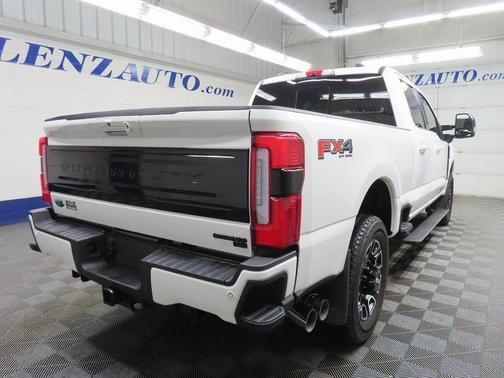 2025 Ford F-250 Platinum