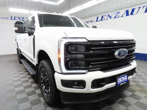 2025 Ford F-250 Platinum