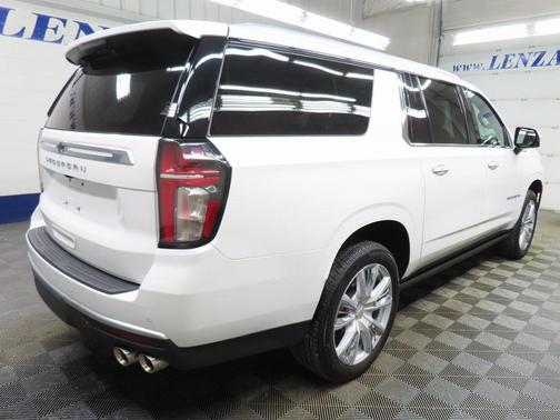 2024 Chevrolet Suburban High Country