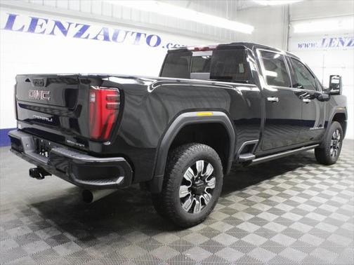 2024 GMC Sierra 2500 Denali