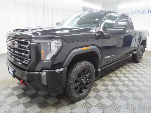 2024 GMC Sierra 2500 AT4