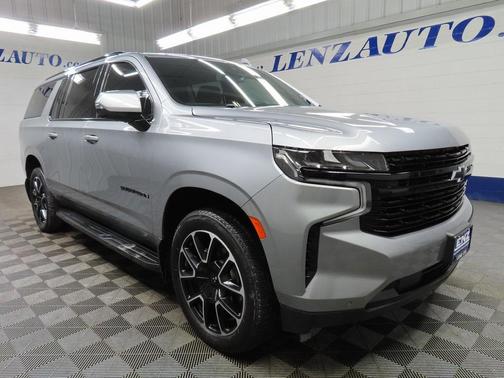 2024 Chevrolet Suburban RST