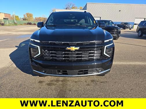 2025 Chevrolet Suburban 4WD High Country