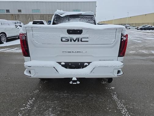 2024 GMC Sierra 3500 Denali