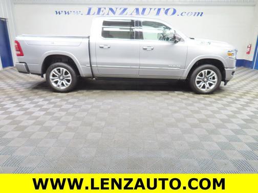 Billet Silver Metallic Clearcoat 2024 RAM 1500 Limited