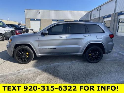 Photo 3 of 33 of 2019 Jeep Grand Cherokee Altitude