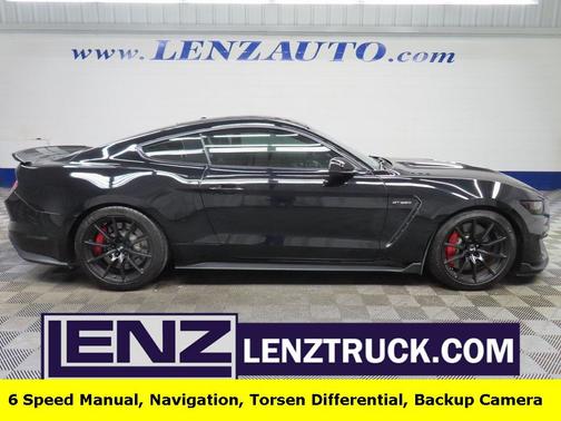 2017 Ford Shelby GT350 Base