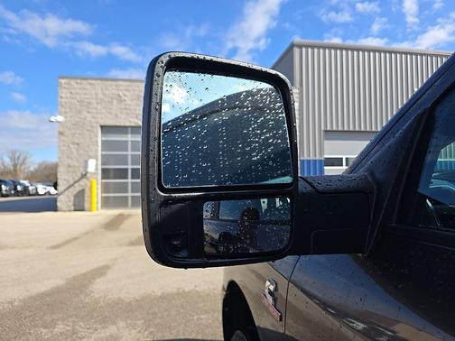 Granite Crystal Metallic Clearcoat 2026 RAM 2500 Laramie Crew Cab 4x4 6'4' Box